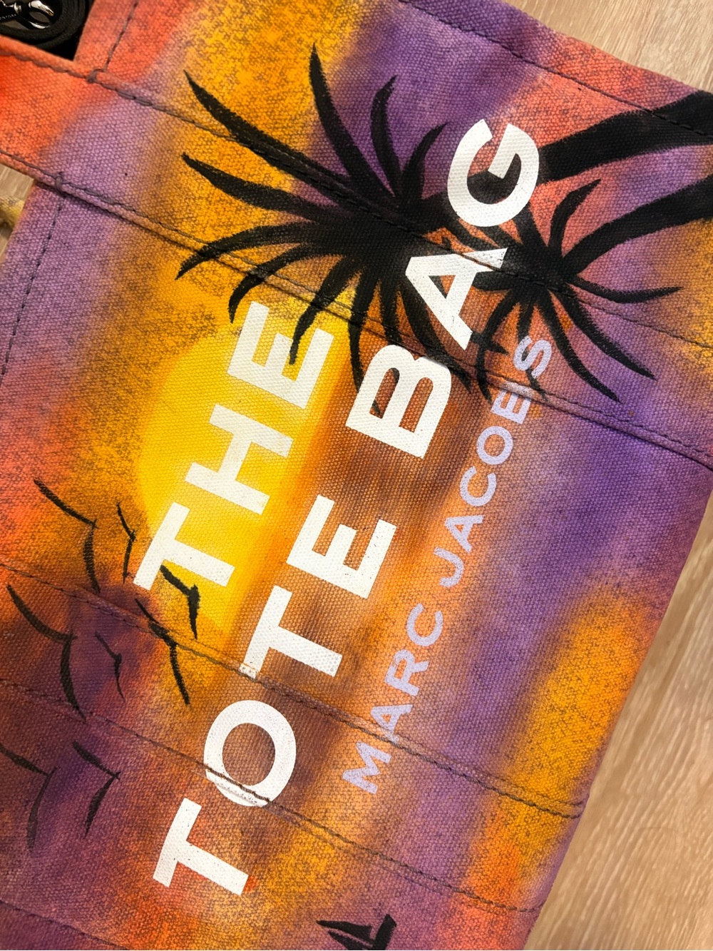 Medium Marc Jacobs “Sherbet Sunset” 🌅 The Tote Bag - Picture 2 of 11